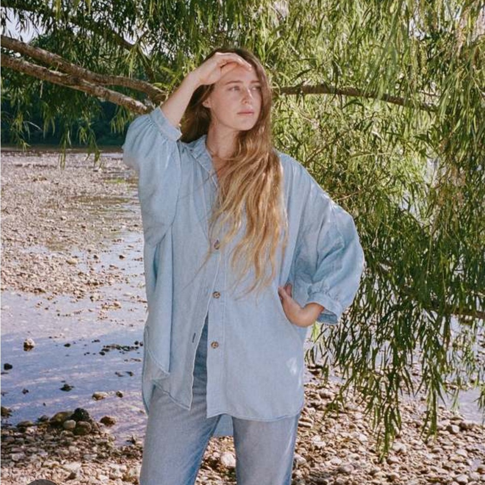 Esby Chelle top in washed denim